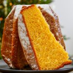 Impasti Lievitati: Dal Pane Ai Lievitati Dolci, Tecnica E Conservazione | Biancolievito Fetta di pandoro preparato con lievio madre