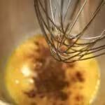 Immagine della preparazione della pate a bombe su biancolievito