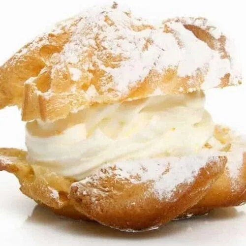 pasta bingé ripiena di crema secondo la ricetta di Igino massari