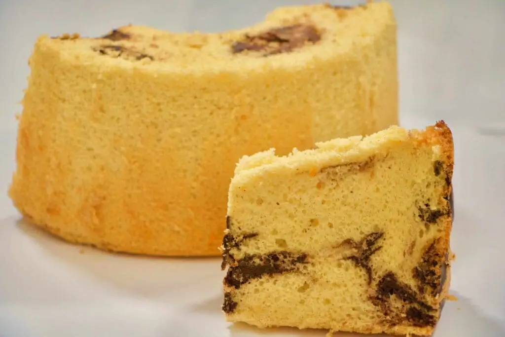 immagine della chiffon cake senza glutine su biancolievito